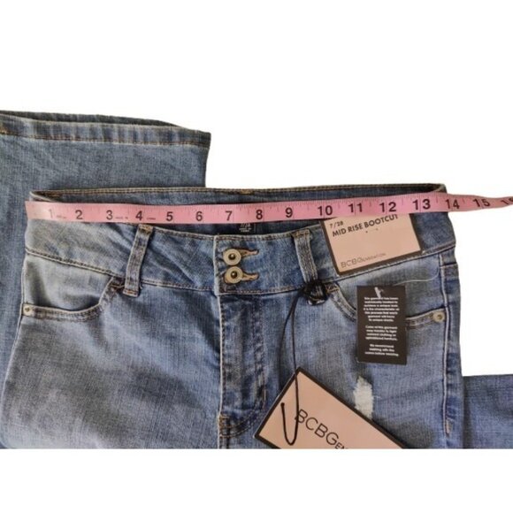 BCBGeneration 2-Button Mid Rise Bootcut Medium Wash Faded Distressed Jeans 7/28 - Picture 4 of 7